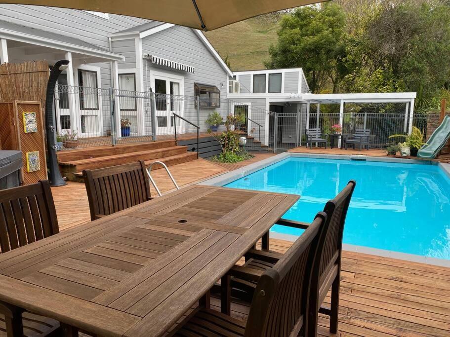 Superb Studio Retreat With Spa, Pool & Bbq Access Whanganui Zewnętrze zdjęcie